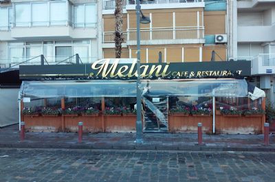 Melanie Cafe And Restaurant