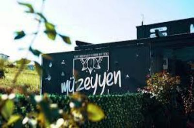 Müzeyyen Adana