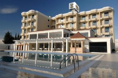 Premier Vista Hotel