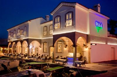 Urla Pier Hotel